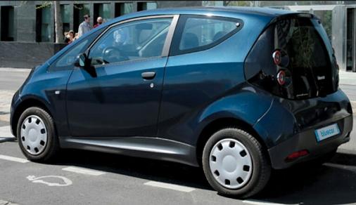 Black Bluecar Bollore v Tesla