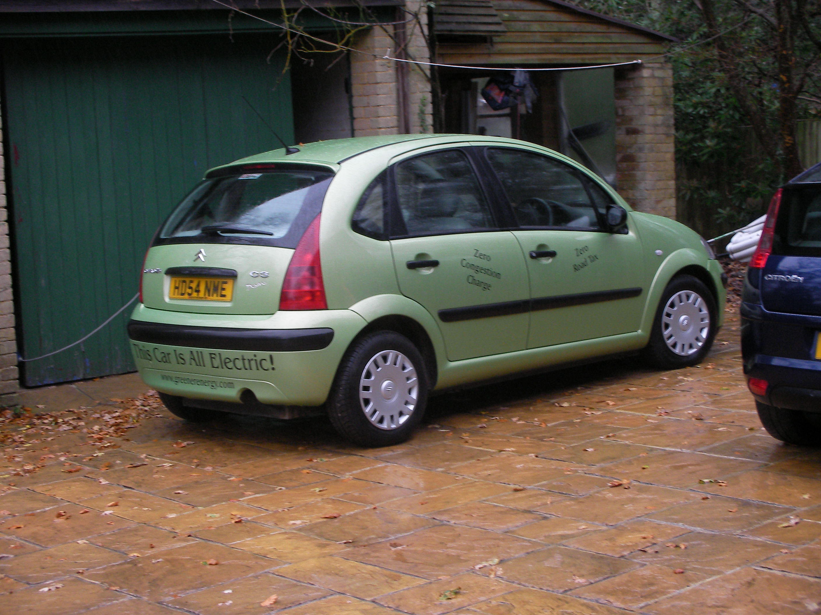 Citroen Desire EV Recharging