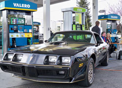 Daryl Hannah Pontiac Alcohol TransAm on the Road Calif 