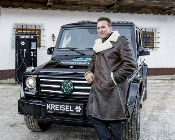 Kreisel Schwarzenegger Merc_G-Wagen