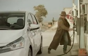 Toyota Gasoline Gunslinger perverso Verso TV Ad 